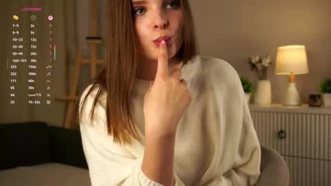 Hollywood or just holly online show from 10/18/25, 01:12