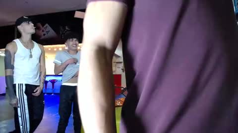 extrangers online show from 03/08/25, 12:09