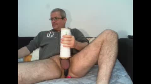 Snapshot of eyes12 chatting on 01/31/25, 12:51 GEORGE online show from 01/31/25, 12:51