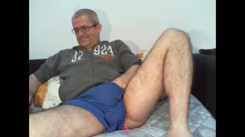 Snapshot of eyes12 chatting on 02/08/25, 01:01 GEORGE online show from 02/08/25, 01:01