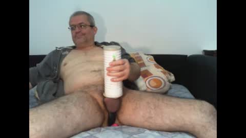 Snapshot of eyes12 chatting on 02/19/25, 06:44 GEORGE online show from 02/19/25, 06:44