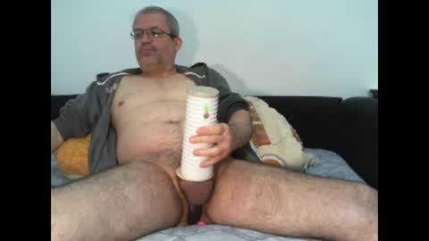 Snapshot of eyes12 chatting on 02/20/25, 03:01 GEORGE online show from 02/20/25, 03:01