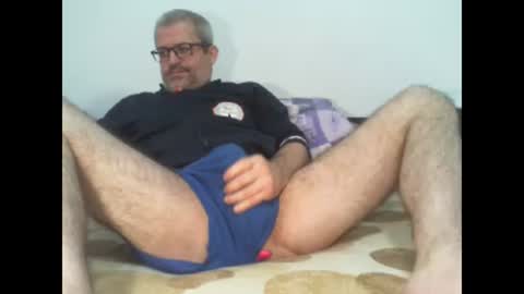 Snapshot of eyes12 chatting on 11/15/25, 01:03 GEORGE online show from 11/15/25, 01:03