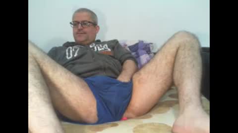 Snapshot of eyes12 chatting on 11/20/25, 02:12 GEORGE online show from 11/20/25, 02:12