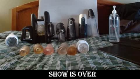 Snapshot of eyeswideshut63 chatting on 01/15/25, 10:57 Eyeswideshut63 online show from 01/15/25, 10:57