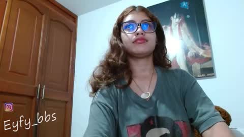 Nadia online show from 10/03/25, 10:07