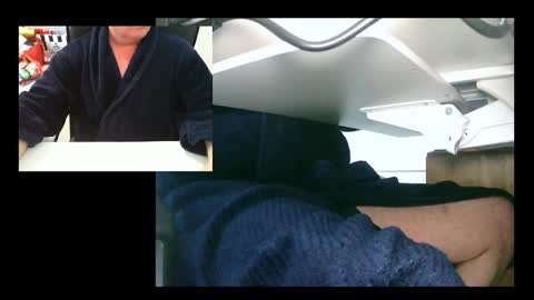 Snapshot of ezondi1 chatting on 12/27/24, 10:16 EZONDI online show from 12/27/24, 10:16