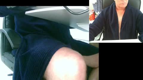 Snapshot of ezondi1 chatting on 01/24/25, 10:08 EZONDI online show from 01/24/25, 10:08