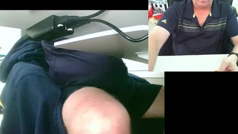 Snapshot of ezondi1 chatting on 02/15/25, 06:12 EZONDI online show from 02/15/25, 06:12