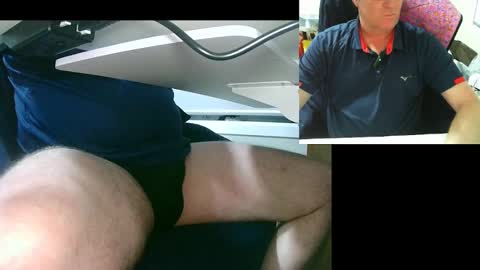 Snapshot of ezondi1 chatting on 02/21/25, 04:26 EZONDI online show from 02/21/25, 04:26