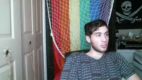 Ezra Naamah online show from 11/22/25, 06:29