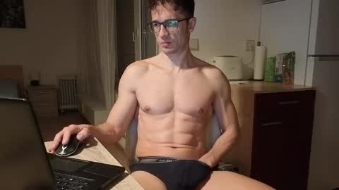 Snapshot of f24570a chatting on 02/20/25, 03:45 Mick online show from 02/20/25, 03:45