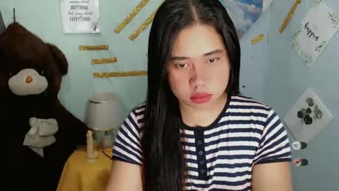 Snapshot of f3ckdollucy chatting on 02/13/25, 12:57 yanna online show from 02/13/25, 12:57