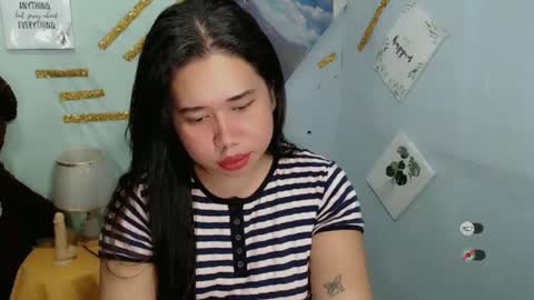 Snapshot of f3ckdollucy chatting on 02/13/25, 05:26 yanna online show from 02/13/25, 05:26
