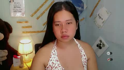 Snapshot of f3ckdollucy chatting on 02/21/25, 01:55 yanna online show from 02/21/25, 01:55