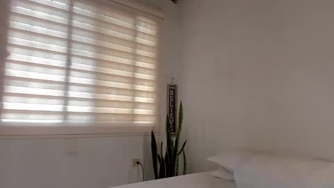 Snapshot of fabrizio_amery chatting on 12/27/24, 05:59 -  A N D E R online show from 12/27/24, 05:59