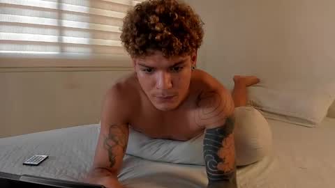 Snapshot of fabrizio_amery chatting on 12/28/24, 08:25 -  A N D E R online show from 12/28/24, 08:25