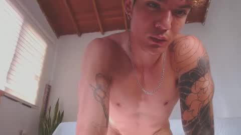 Snapshot of fabrizio_amery chatting on 03/05/25, 09:48 -  A N D E R online show from 03/05/25, 09:48