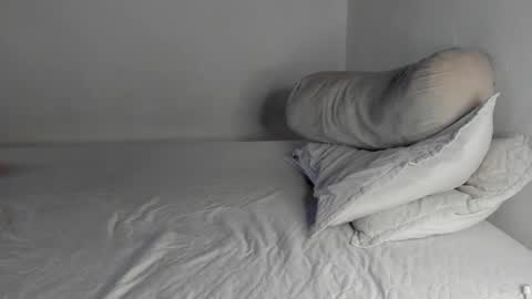 Snapshot of fabrizio_amery chatting on 10/11/25, 08:51 -  A N D E R online show from 10/11/25, 08:51