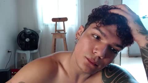 Snapshot of fabrizio_amery chatting on 10/20/25, 07:47 -  A N D E R online show from 10/20/25, 07:47