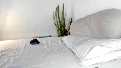 Snapshot of fabrizio_amery chatting on 10/24/25, 02:24 -  A N D E R online show from 10/24/25, 02:24