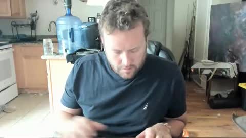 Hungwun online show from 11/16/25, 04:56