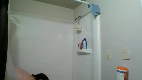 Snapshot of faidramae chatting on 01/08/25, 10:06 faidra mae online show from 01/08/25, 10:06