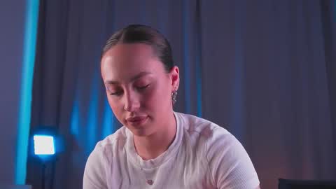 fairy_nine online show from 10/06/25, 04:21