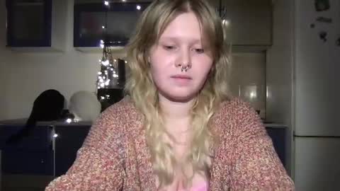 Arisha online show from 12/20/24, 04:04