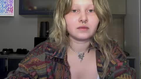 Arisha online show from 02/26/25, 06:32