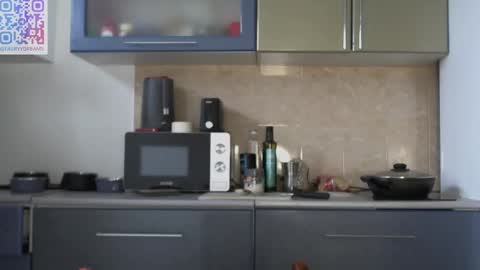 Arisha online show from 03/06/25, 12:19