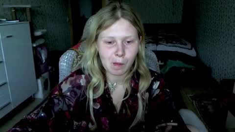 Arisha online show from 09/15/25, 03:23