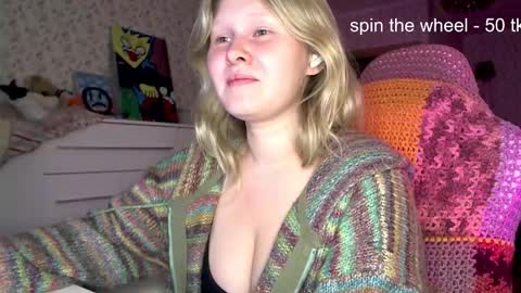 Arisha online show from 09/25/25, 08:01