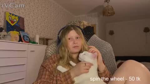 Arisha online show from 11/13/25, 10:52