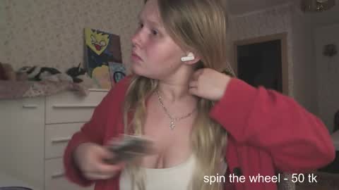 Arisha online show from 11/21/25, 03:54