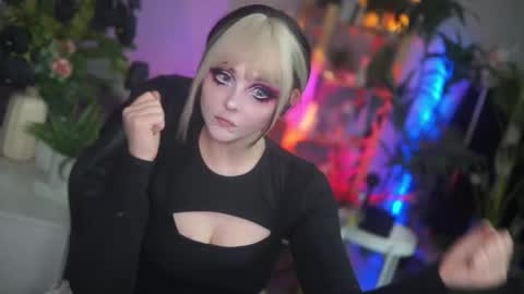 faith_chan online show from 10/10/25, 02:43