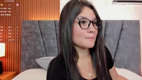  Leila.... online show from 02/22/25, 03:25