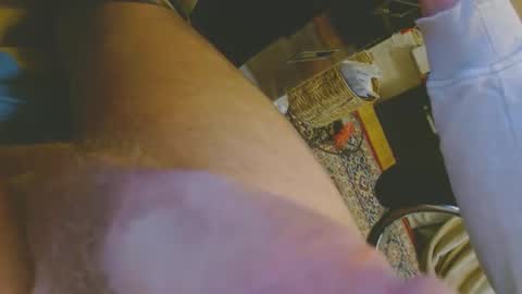 Snapshot of falcon1225 chatting on 01/06/25, 08:18 falcon1225 online show from 01/06/25, 08:18