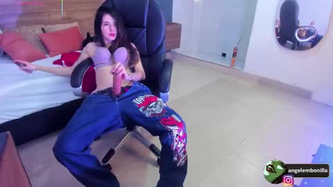 Megan    630  1330 -5 online show from 11/13/25, 12:37