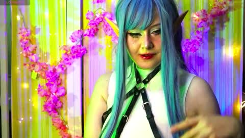 Snapshot of fantastic_fairy chatting on 11/05/25, 10:32 Fairy online show from 11/05/25, 10:32