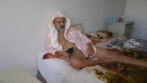 mike anglo online show from 11/26/25, 05:36