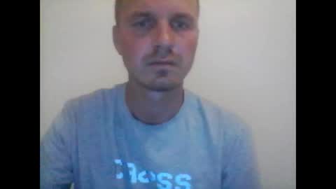 Snapshot of farafonoff chatting on 09/28/25, 04:18 farafonoff online show from 09/28/25, 04:18