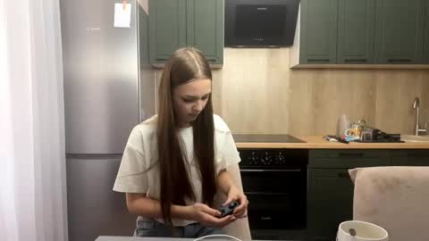 Anna Scovich online show from 10/09/25, 12:58