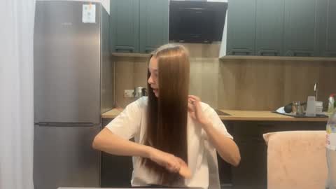 Anna Scovich online show from 10/12/25, 11:31