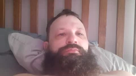 Snapshot of farm2boy chatting on 02/14/25, 10:49 Farm2boy online show from 02/14/25, 10:49