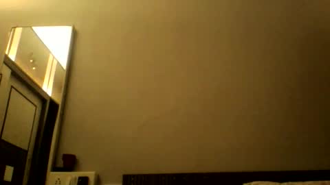 Snapshot of farm_wolf chatting on 09/13/25, 05:35 Farm Wolf online show from 09/13/25, 05:35
