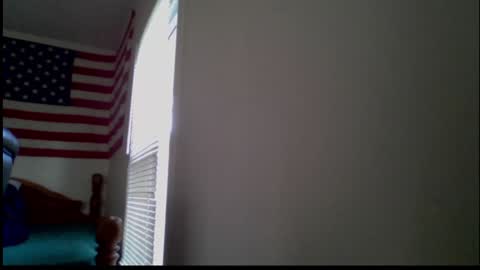 Snapshot of farmboy2398 chatting on 12/19/24, 07:18 farmboy2398 online show from 12/19/24, 07:18