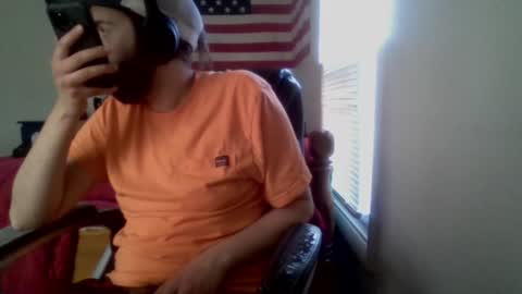 Snapshot of farmboy2398 chatting on 01/08/25, 07:13 farmboy2398 online show from 01/08/25, 07:13