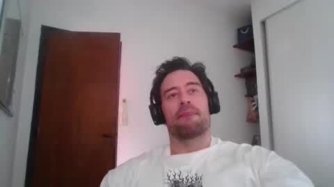 farolito373218 online show from 11/11/25, 04:18