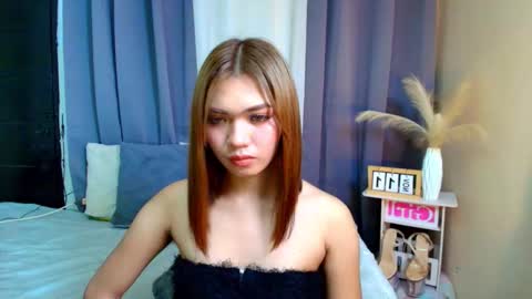 Snapshot of farrah_marie chatting on 11/11/25, 09:09 Farrah Zarake online show from 11/11/25, 09:09